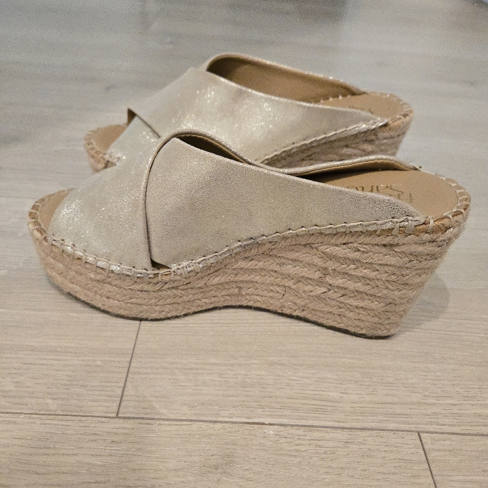 Franco Sarto Tiffany Leather Espadrille Wedge Sandals Gold 7.5M